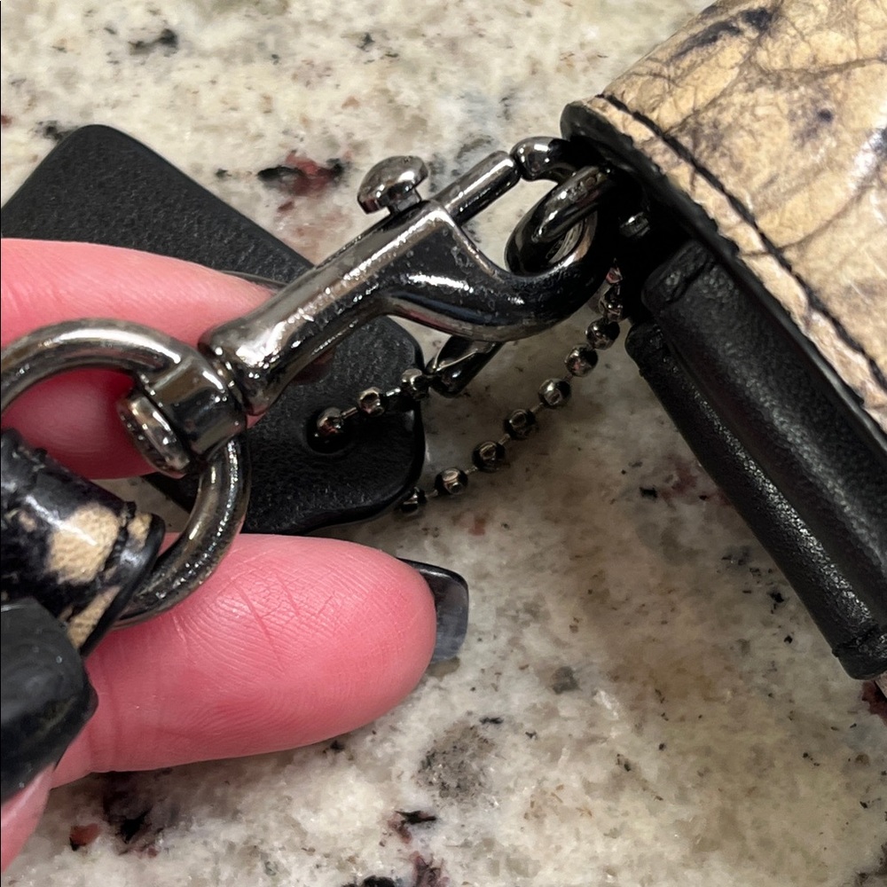 Coach Python Swagger Clutch EUC - Picture 15 of 15